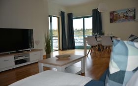 Stunning Apartment With Marina Views