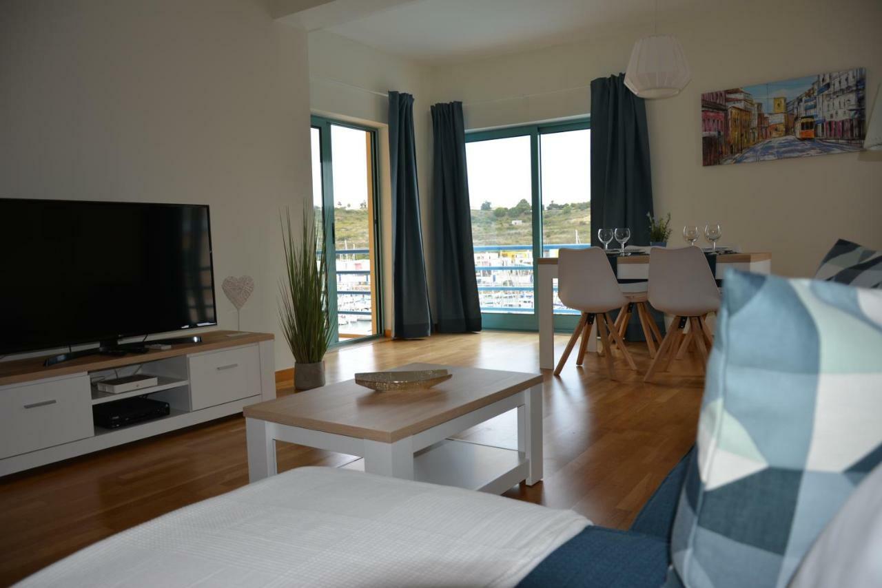 Stunning Apartment With Marina Views Albufeira Exterior photo